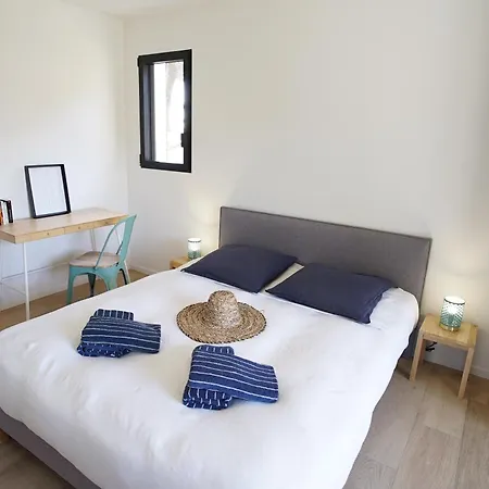 Les Pesquiers * Йер