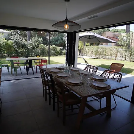 Les Pesquiers Йер