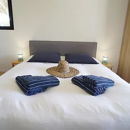 Les Pesquiers Йер