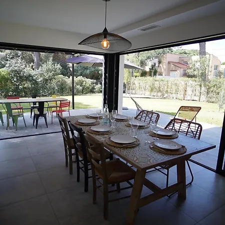 Les Pesquiers Дом отдыха *