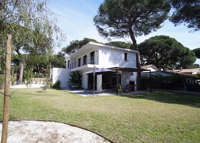 Les Pesquiers Nyaraló Hyères